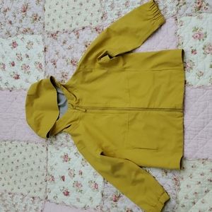 UNIQLO kids waterproof hood jacket yellow windproof
